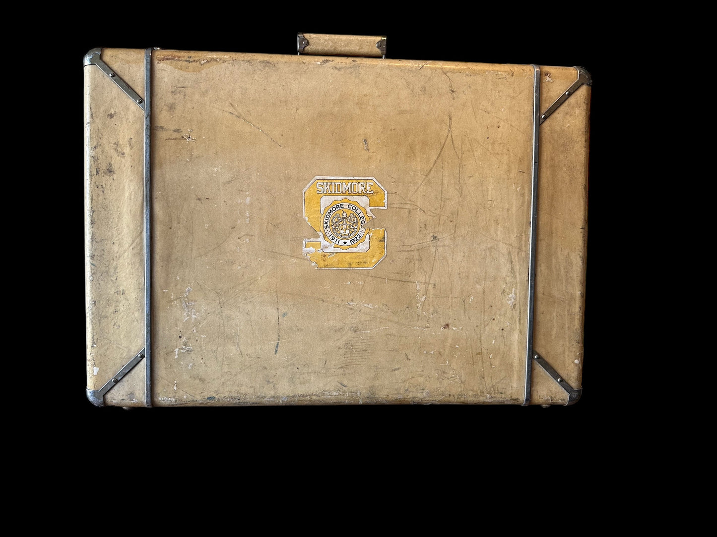 Vintage Wheary Stream Gard Suitcase